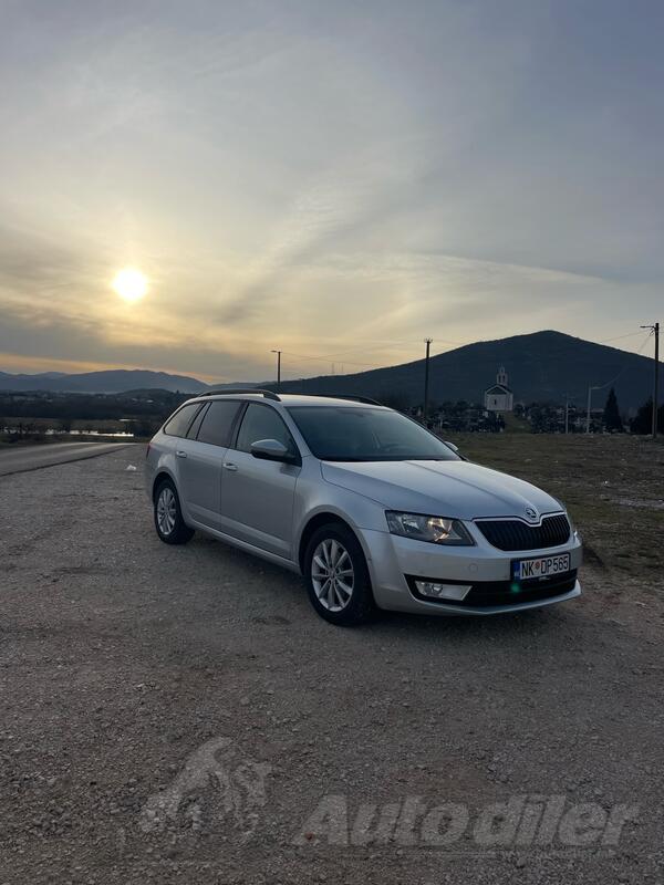 Škoda - Octavia - 1.6 81