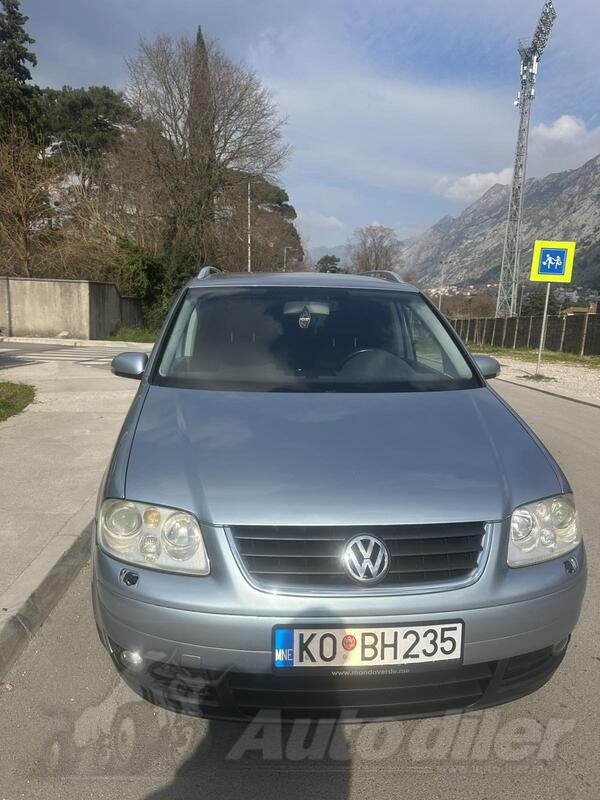 Volkswagen - Touran - 2.0tdi