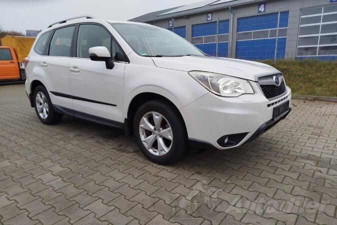 Subaru - Forester - 2.0
