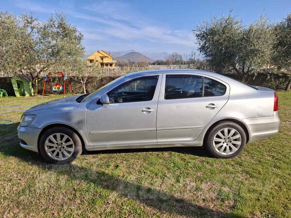 Škoda - Octavia - 1.6