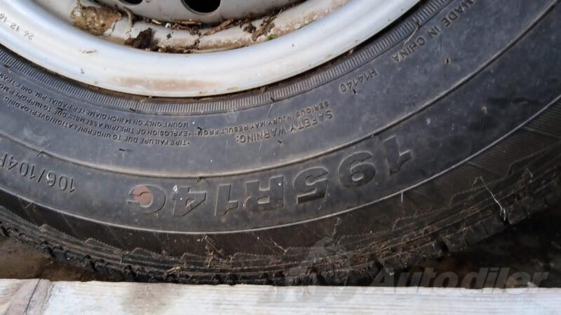 Fabričke felne i 195R14C gume