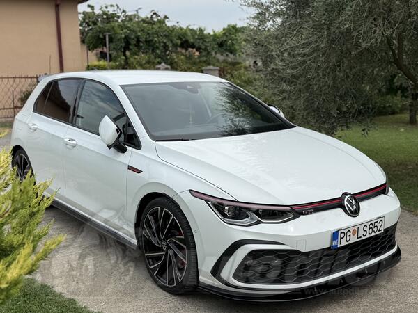 Volkswagen - Golf 8 - GTI