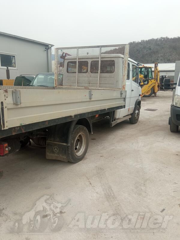 Mercedes Benz - 614 D