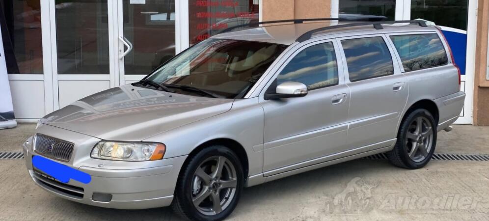 Volvo - V70 - 2.4 D5 4x4