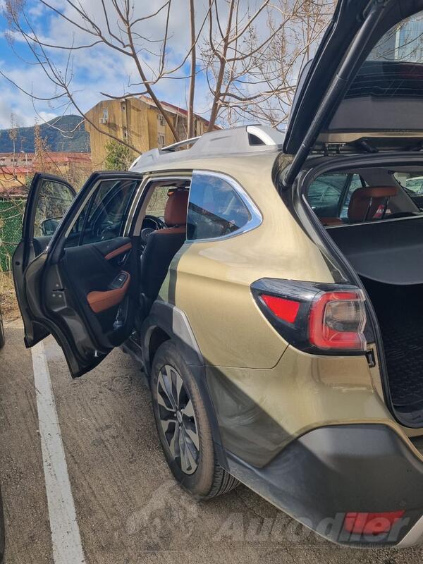 Subaru - OUTBACK - Premium-Touring