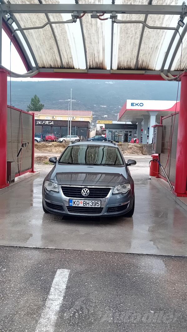 Volkswagen - Passat - 1900