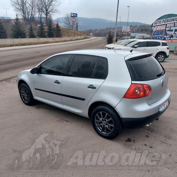 Volkswagen - Golf 5 - 1.9 TDI 4x4