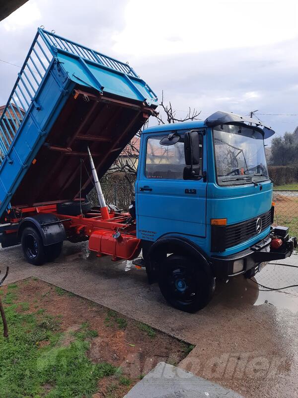 Mercedes Benz - 813