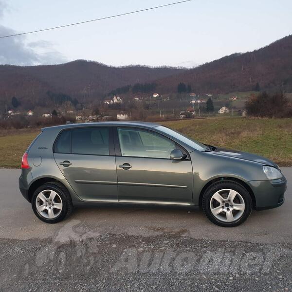 Volkswagen - Golf 5 - 2.00 103