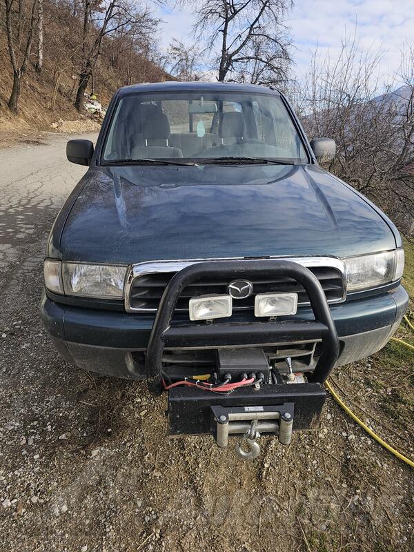 Mazda - B 2500 - 2.5