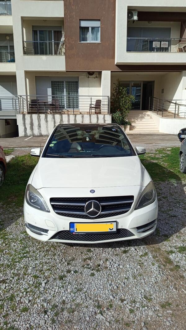 Mercedes Benz - B 200 - B 200 CDI
