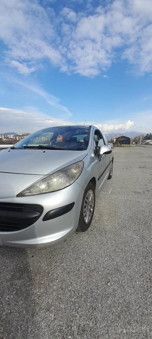 Peugeot - 207 - 1.4 hdi