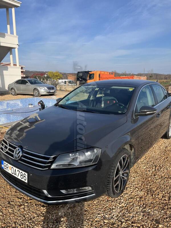 Volkswagen - Passat - 2.0