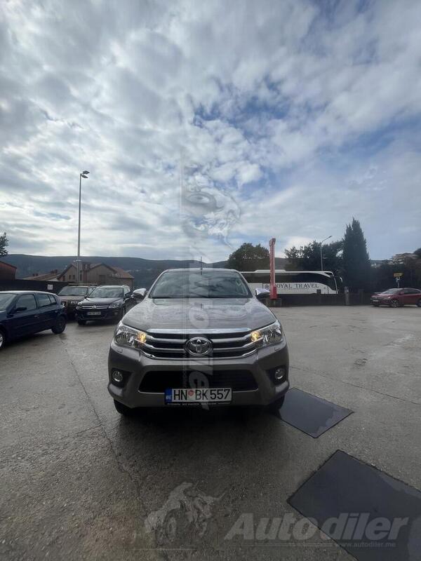 Toyota - Hilux - D-4-D