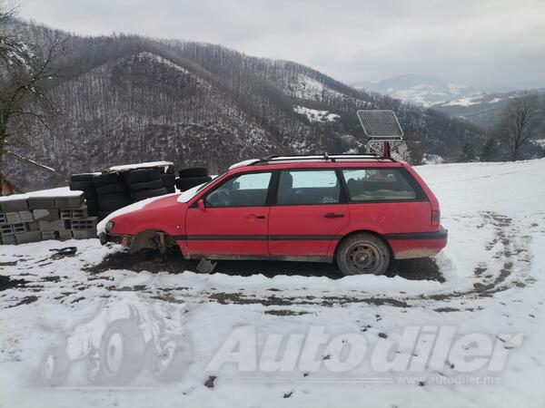 U djelovima Volkswagen - Passat