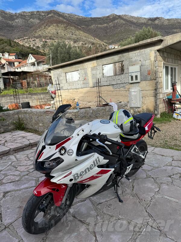 Benelli - 302R