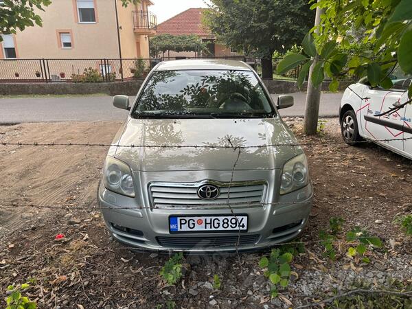 Toyota - Avensis - 2.0 D4D