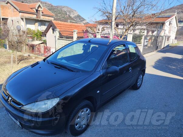 Peugeot - 206 - 1.1