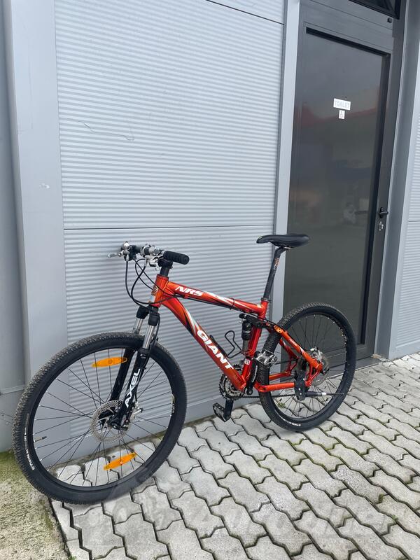 Giant - Nrs