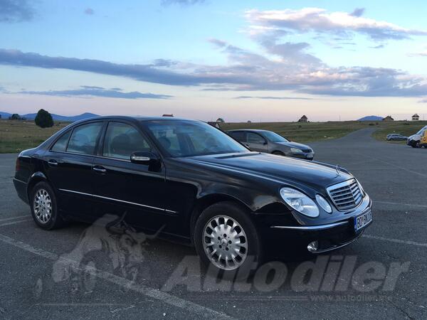 Mercedes Benz - E 220 - CDI