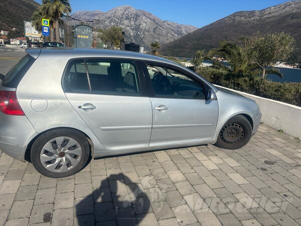 Volkswagen - Golf 5 - 1,9 TDI