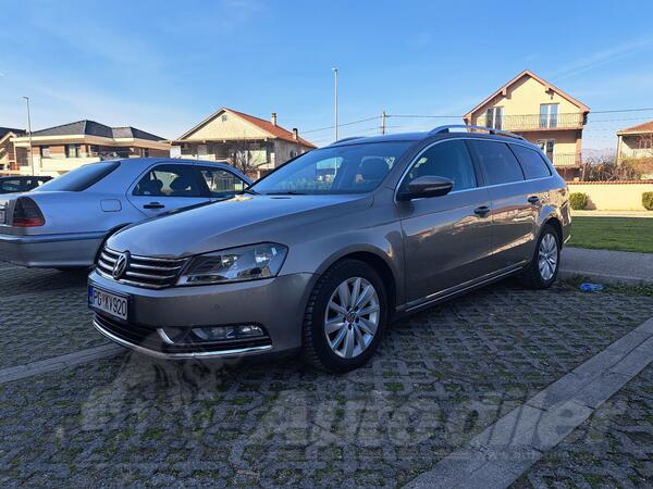 Volkswagen - Passat - 2.0 TDI