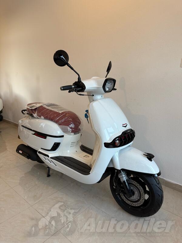 Victoria - VICTORIA MOTORRAD PIAGGIO MOTOR 300cc