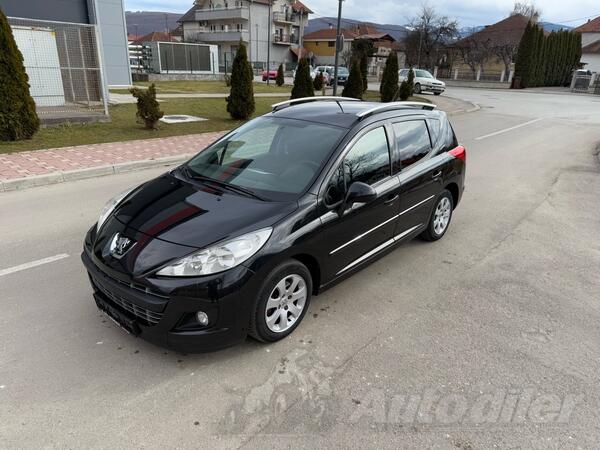 Peugeot - 207 - 1,6 hdi