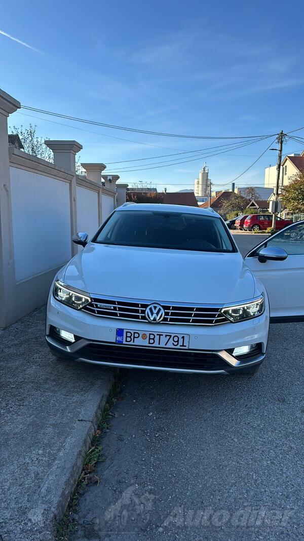 Volkswagen - Passat Alltrack - 2.0tdi