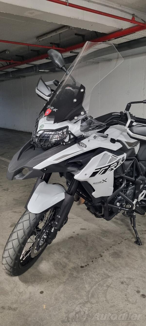 Benelli - TRK 502x