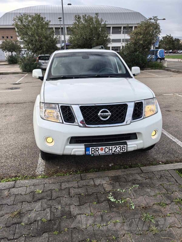 Nissan - Pathfinder - 2.5 140kw