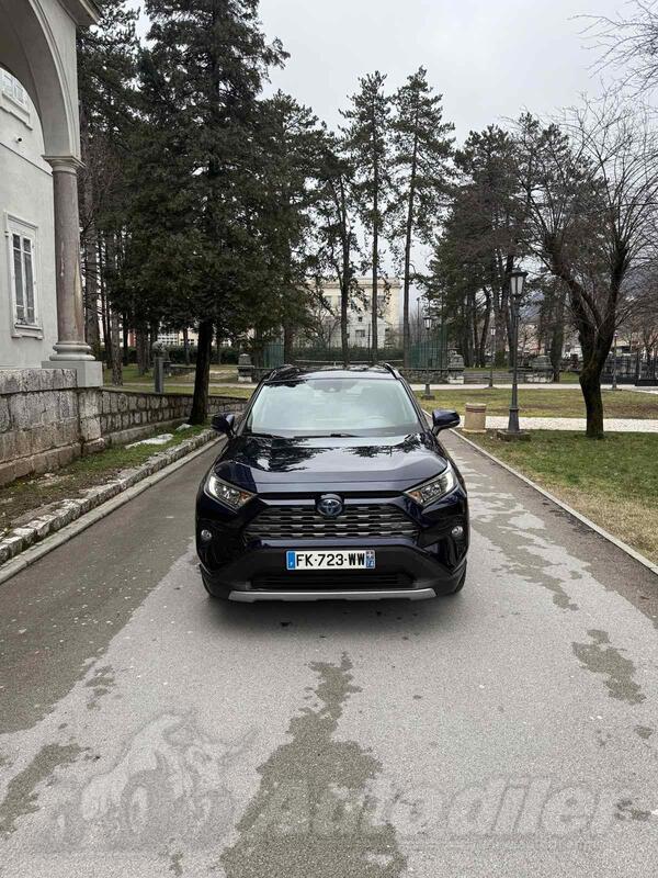 Toyota - RAV 4 - 2.5 HIBRID