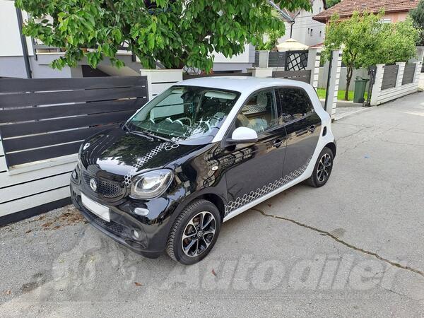 Smart - forFour - SMART 1,0 BENZ KLIMA 2014