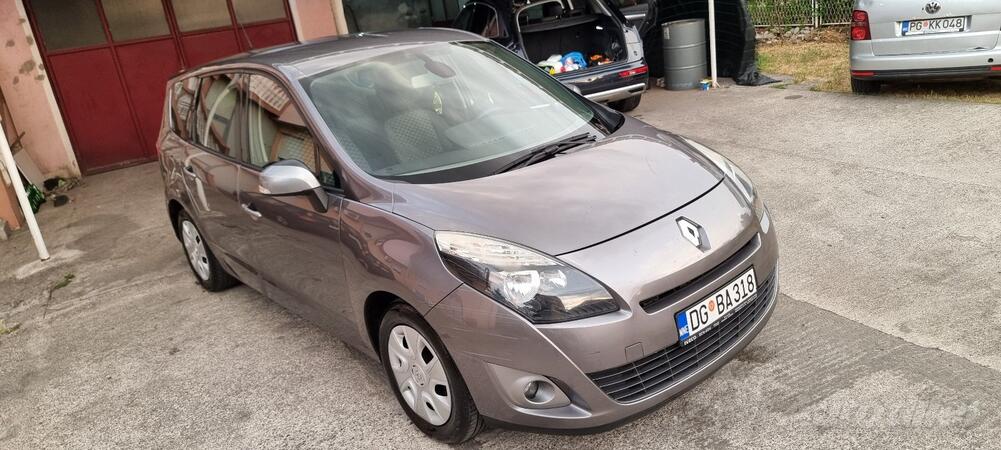 Renault - Grand Scenic - 1.5 DCI