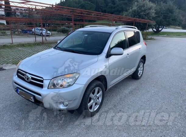 Toyota - RAV 4 - 2.2D 4x4