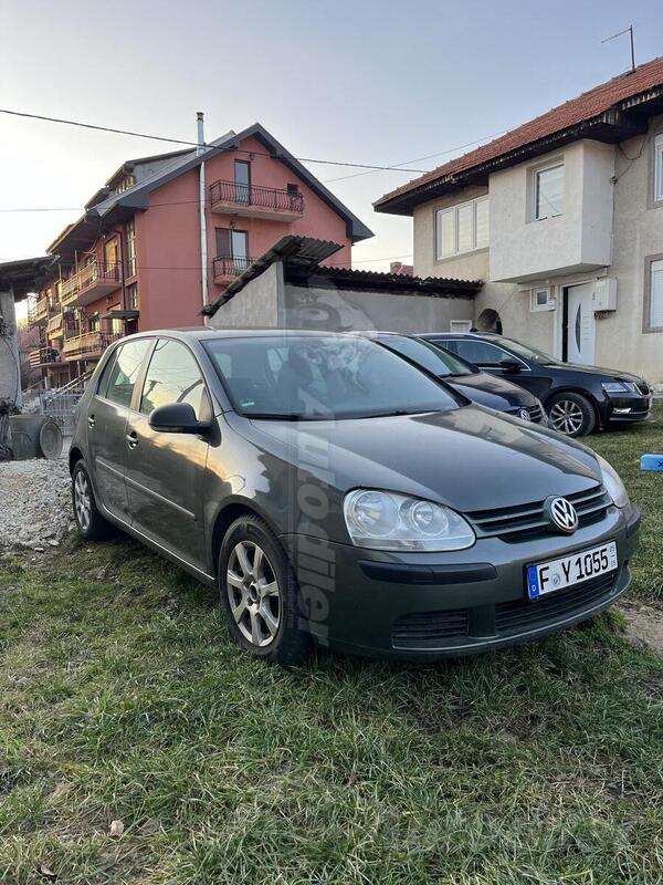 Volkswagen - Golf 5 - 1.9 TDI