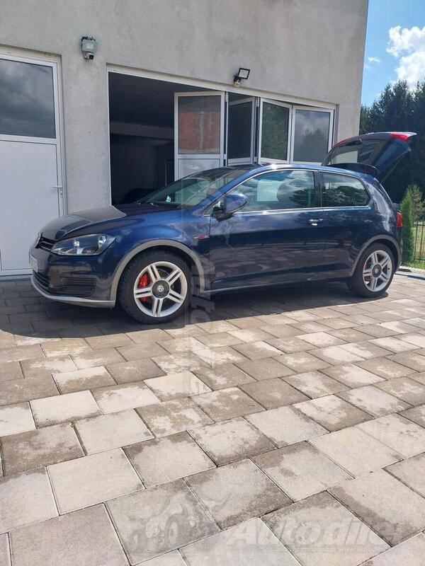Volkswagen - Golf 7 - 1.4 TSI Turbo