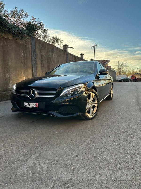 Mercedes Benz - C 220