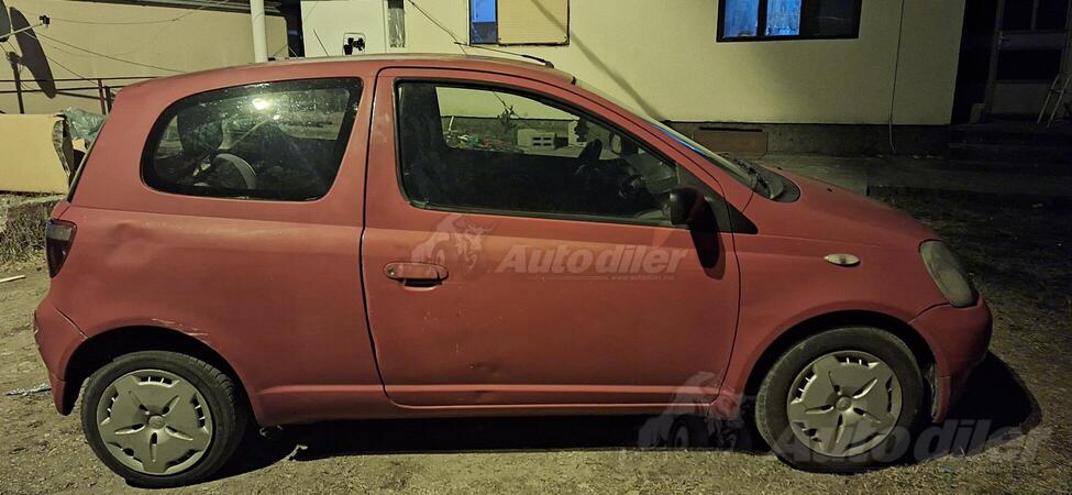 Toyota - Yaris - 1.3
