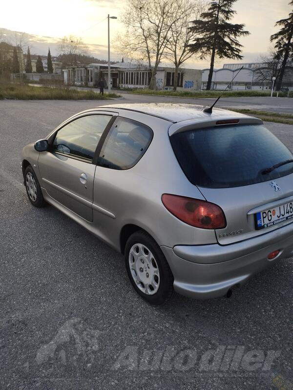 Peugeot - 206 - 14hdi