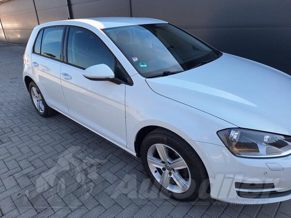 Volkswagen - Golf 7 - 2.0 .4 motion