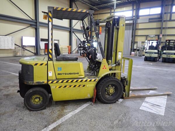 Mitsubishi - FG20 2003godina
