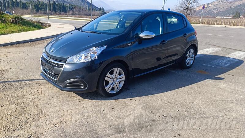 Peugeot - 208 - 1.6 hdi