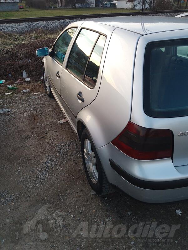 Volkswagen - Golf 4 - 1.9