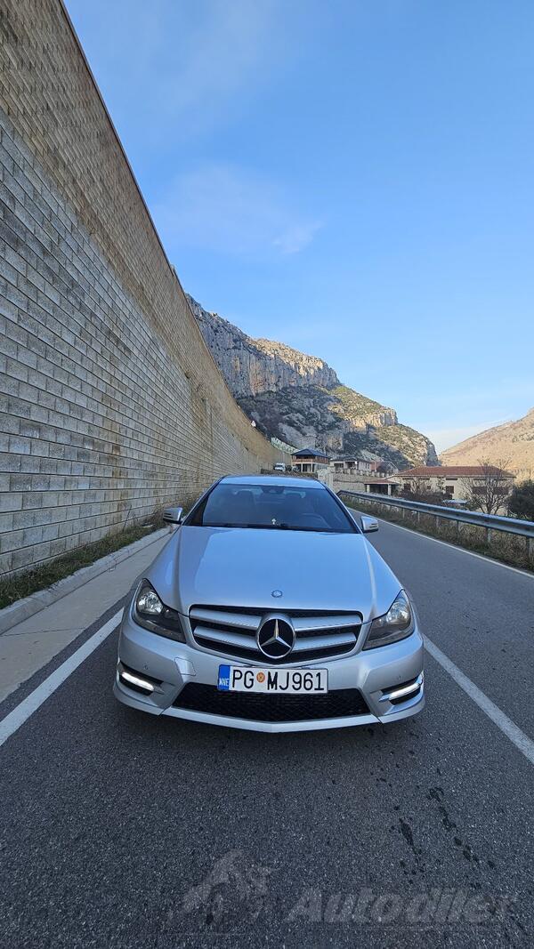 Mercedes Benz - C 250