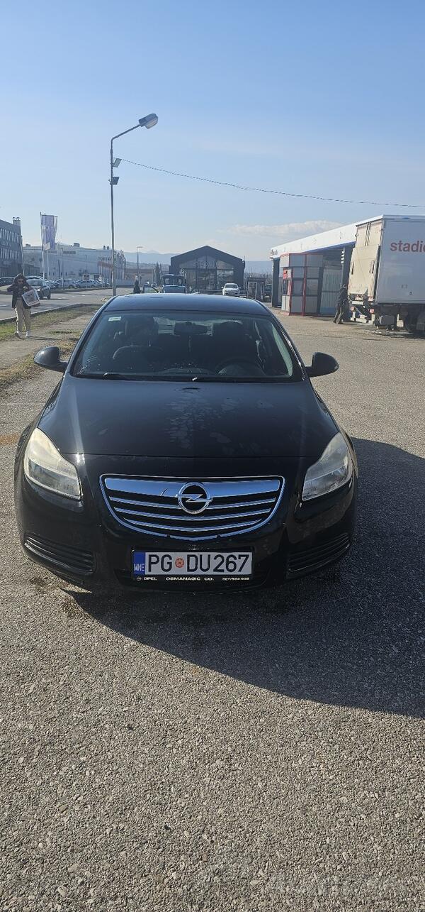 Opel - Insignia - 1.6 Benzin