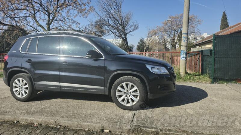 Volkswagen - Tiguan - 2.0 tdi