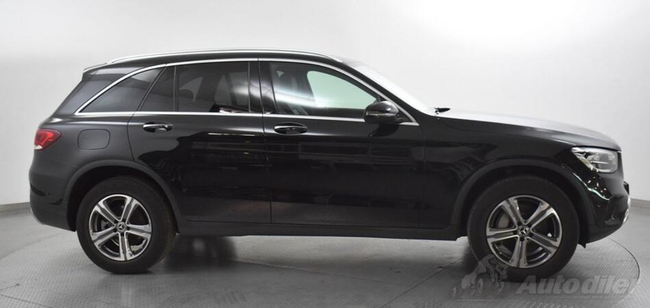 Mercedes Benz - GLC 200