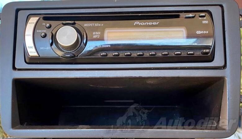 CD / DVD / MC / Radio player