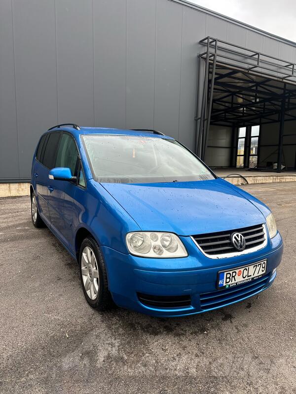 Volkswagen - Touran - 2.0 TDI